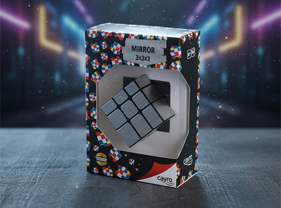 Détails du Rubik’s Cube Mirror Cayro avec pièces asymétriques et reflets métalliques